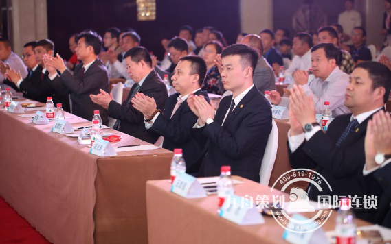 国内专业的会议策划公司告诉您基本的会议礼仪