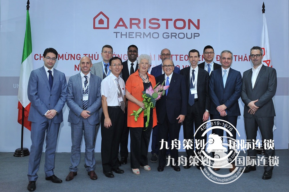 4093c0b3a40e47538bc1e84f39a0ae2a.jpg 4093c0b3a40e47538bc1e84f39a0ae2a.jpg